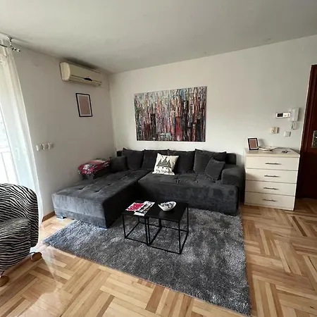 Apartman West - Private Parking Place Zagreb Extérieur photo