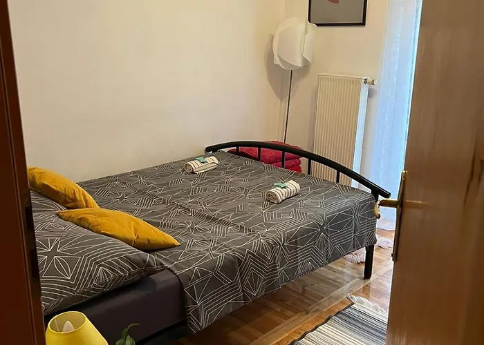 Apartman West - Private Parking Place